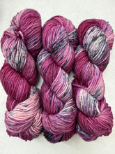 Load image into Gallery viewer, Plum Draggin’

